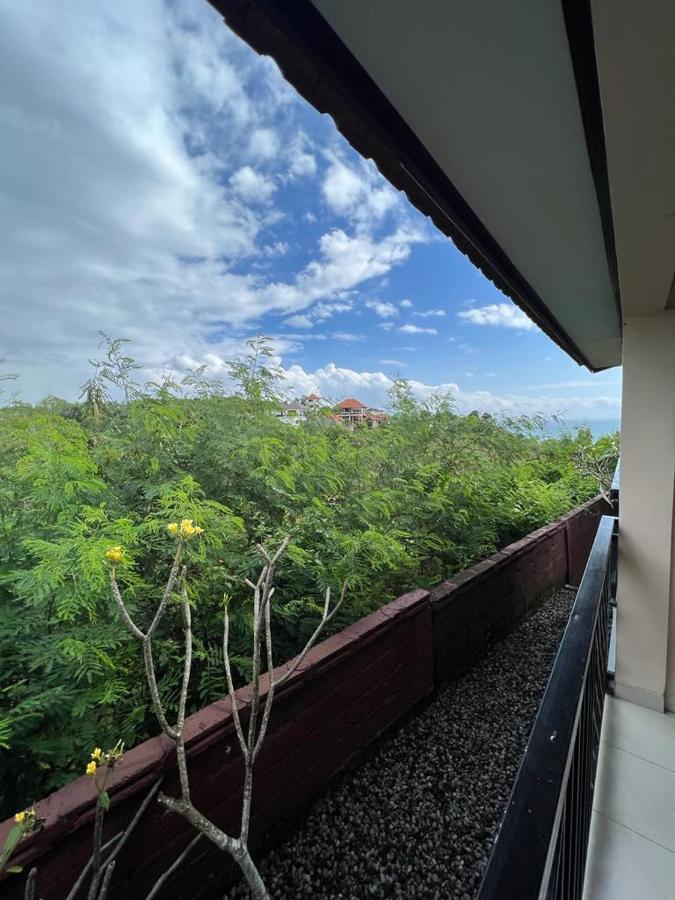 Ocean Breeze Uluwatu Apartments Exteriör bild